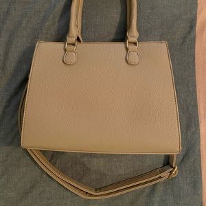 Classic Tan Handbag with Shoulder Strap